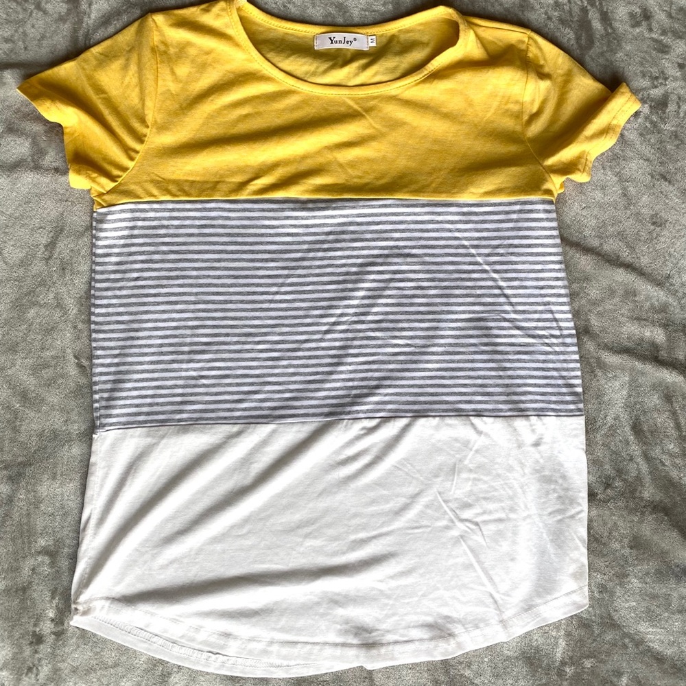 YunJey Round Neck Triple Color Block Stripe TShirt